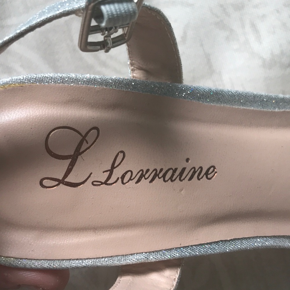 Silver heels - Picture 5 of 6